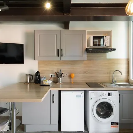 Atelier Duplex Apartment *